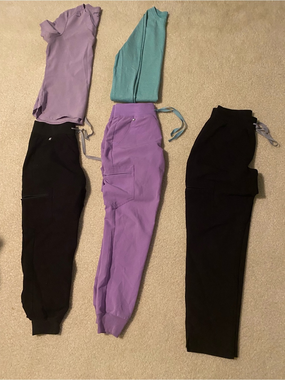 FIGS bundle (primarily sz small)
